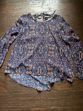 Women's Navy Floral Long-Sleeve Blouse